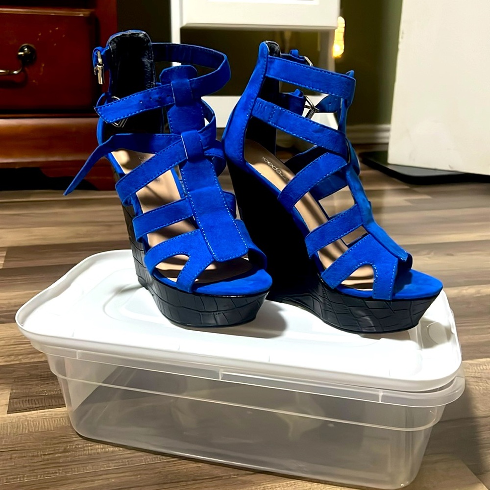 Blue heeled sandals